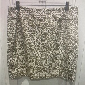 Lulu-B Pull-on style skirt